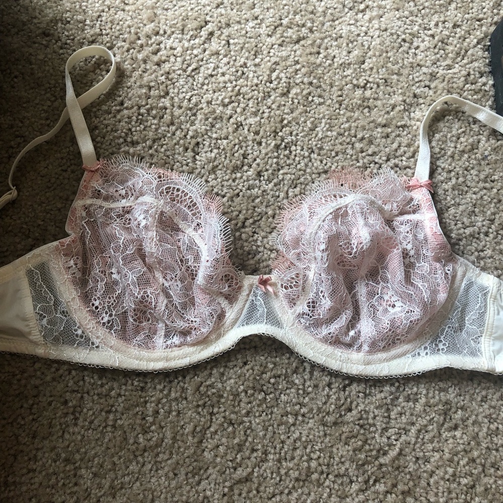 B tempted Bra size 34C